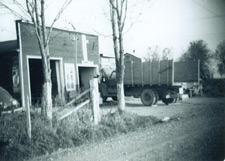 Le 1er garage de M. R. Samson.